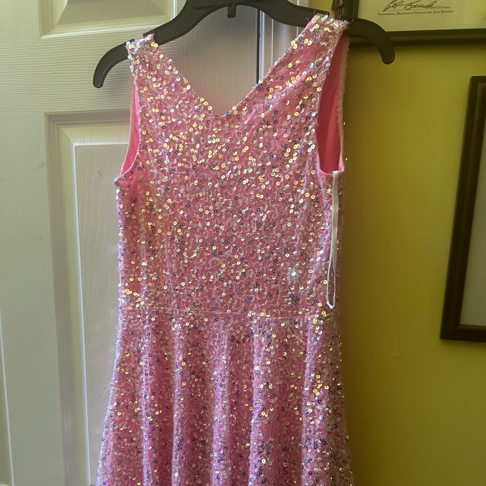 Ashley Lauren girl Pink sequins size 8